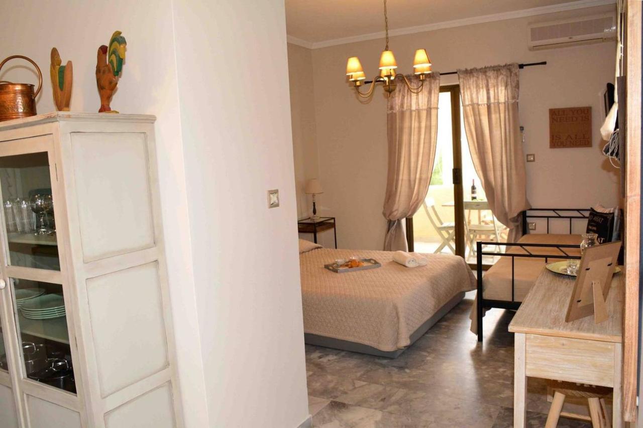 Aelia Apartment
